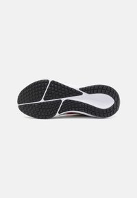 Nike Performance VOMERO - Chaussures de running sur route - white/black/fire red/platinum tint