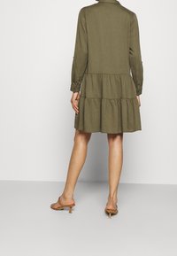 Esprit Vardagsklänning - khaki