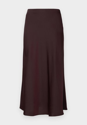 Burgundy satiini midi-hame, jossa on sileä pinta, suora leikkaus ja hieman levenevä helma. Ei näkyviä kuvioita tai varusteita.