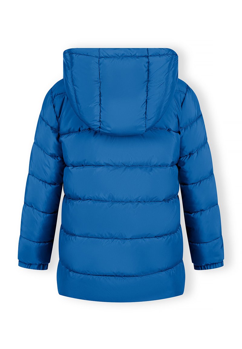 Veste en duvet bleue avec capuche, présentant un design matelassé, des poignets élastiques et une texture lisse. Le dos est sans couture et rembourré.