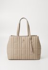 FEMININE TOTE - Ručna torba - coastal taupe