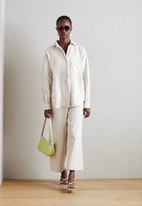 Marc O'Polo BLOUSE LONG SHAPE LONG VOLUME SLEEVES CHEST POCKET - Button-down blouse - multi