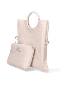 Borsa a mano in pelle beige chiaro con manico circolare, texture liscia e una pochette piccola staccabile con zip argentata e dettaglio del logo.