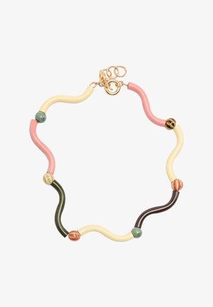 Bransoletka z naprzemiennymi falistymi ogniwami w kolorach różowym, kremowym, oliwkowym i brązowym, przeplatana okrągłymi koralikami w odcieniach zieleni, beżu, miedzi i tygrysiego oka.