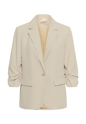 Kremowy żakiet damski z marszczonymi rękawami za łokieć, pojedynczym zapięciem na guzik, klapami z wycięciem oraz dwoma przednimi kieszeniami na patki.