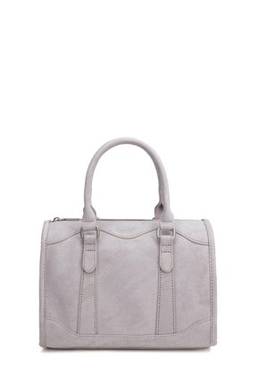 Borsa in suede grigio chiaro con manici superiori, dettagli con fibbie argentate e chiusura a zip sul lato, mostrata su uno sfondo bianco.