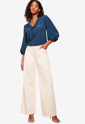 BOW FRONT WITH PUFF SLEEVE  - REGULAR FIT - Blúzka - blue