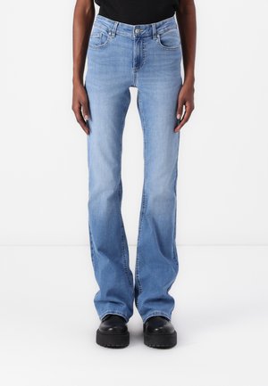 ONLBLUSH - Flared Jeans - medium blue denim