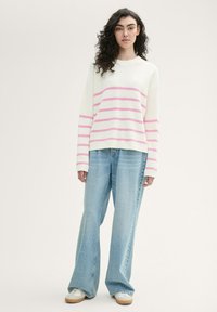 TOM TAILOR DENIM GESTREIFTER - Maglione - placed pink white stripe