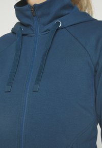 Athleta TRIUMPH HOODIE - Camisola com fecho - dark sardinia blue