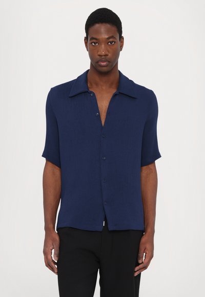 sandro MICROPLEATED SHIRT - Shirt - bleu royal