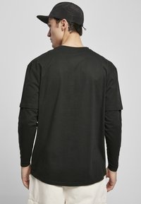 Urban Classics OVERSIZED SHAPED DOUBLE LAYER TEE - Tops ar garām piedurknēm - black/black