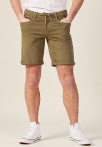 BONOBO Jeans GERADE BERMUDA MIT 5 TASCHEN - Shorts di jeans - taupe