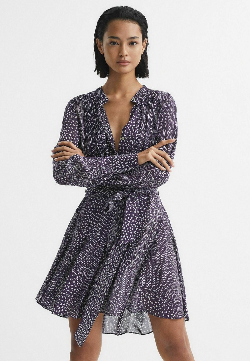 Reiss REGULAR FIT - LUELLA PRINTED - Paitamekko - purple
