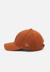 New Era REPREVE OUTLINE FORTY UNISEX - Cap - cognac