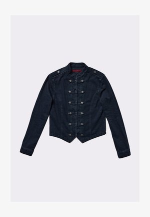 Μαύρο στρατιωτικού στιλ μπουφάν με οκτώ διακοσμητικά μεταλλικά κουμπιά σε δύο κάθετες σειρές, όρθιο γιακά και μακριά μανίκια.