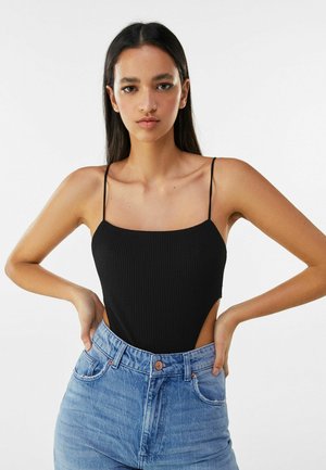 Top - black