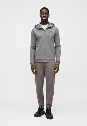 NATURAL VENTUS T SUIT HOODIE - Chándal - smoked pearl