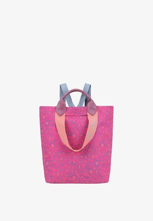 Roze en paars leopardprint draagtas met dubbele handvatten, voorzien van een brede roze band met cursieve tekst en twee blauwe schouderbanden.