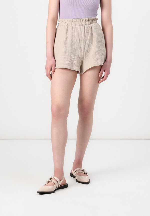 VMNATALI - Shorts - silver lining - Main Image