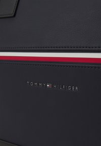 Tommy Hilfiger CORP DUFFLE UNISEX - Sporttasche - space blue