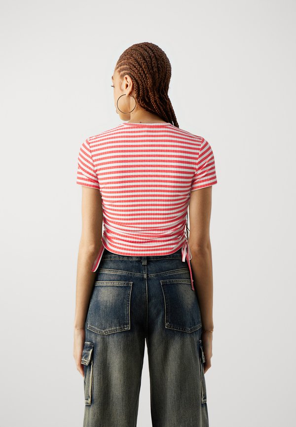 ONLWENDY RUCHING - Print T-shirt4