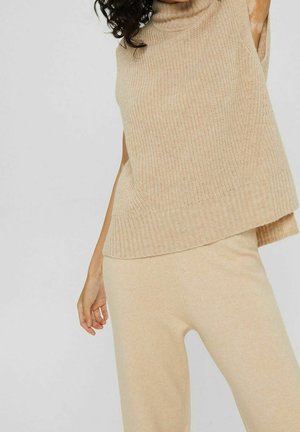 Jumper - beige