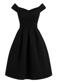 Zwarte off-the-shoulder jurk, fitted lijfje, flared rok met plooien. Gemaakt van een gladde stof, met een v-hals en een gestructureerd ontwerp.