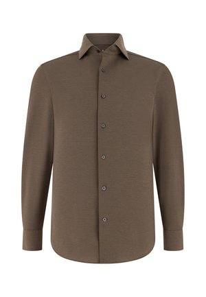 Braunes Langarmhemd mit Knöpfen, spitzem Kragen und abgerundetem Saum, dargestellt vor weißem Hintergrund.