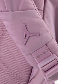 Jordan ALPHA BACKPACK - Dnevni ruksak - orchid