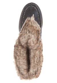 Chausson en fourrure marron avec une tige en cuir noir, doté de coutures blanches le long du bord et d'une forme arrondie pour le confort.