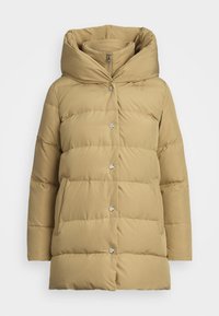 Unselected, birch tan