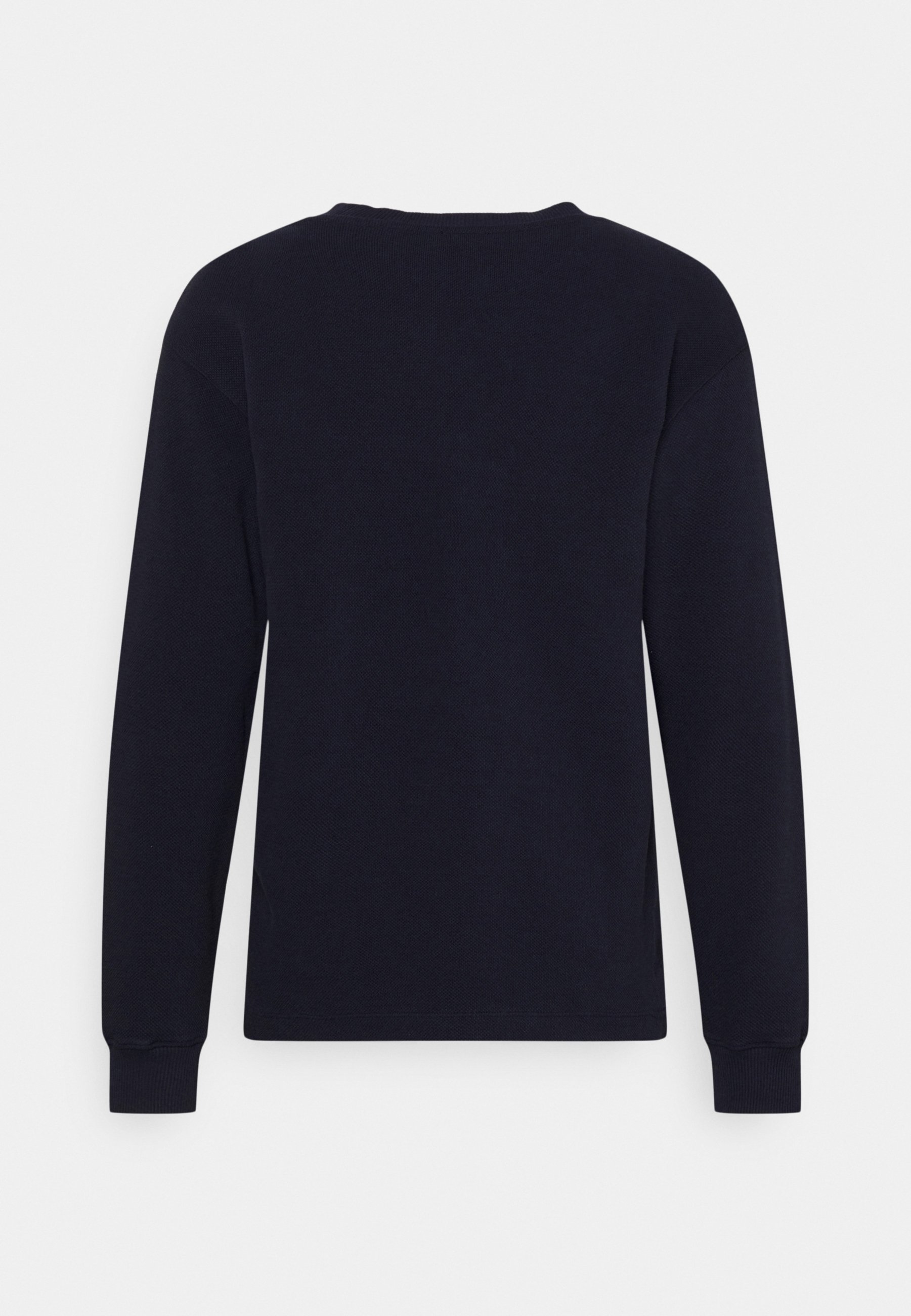 plain long sleeve sweatshirt
