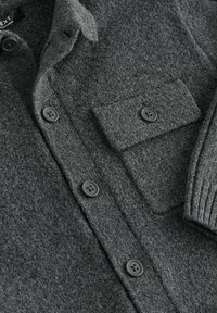 Non sélectionné, charcoal grey