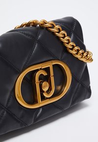 LIU JO METALASSÉ LAPUFFY - Borsa a tracolla - black