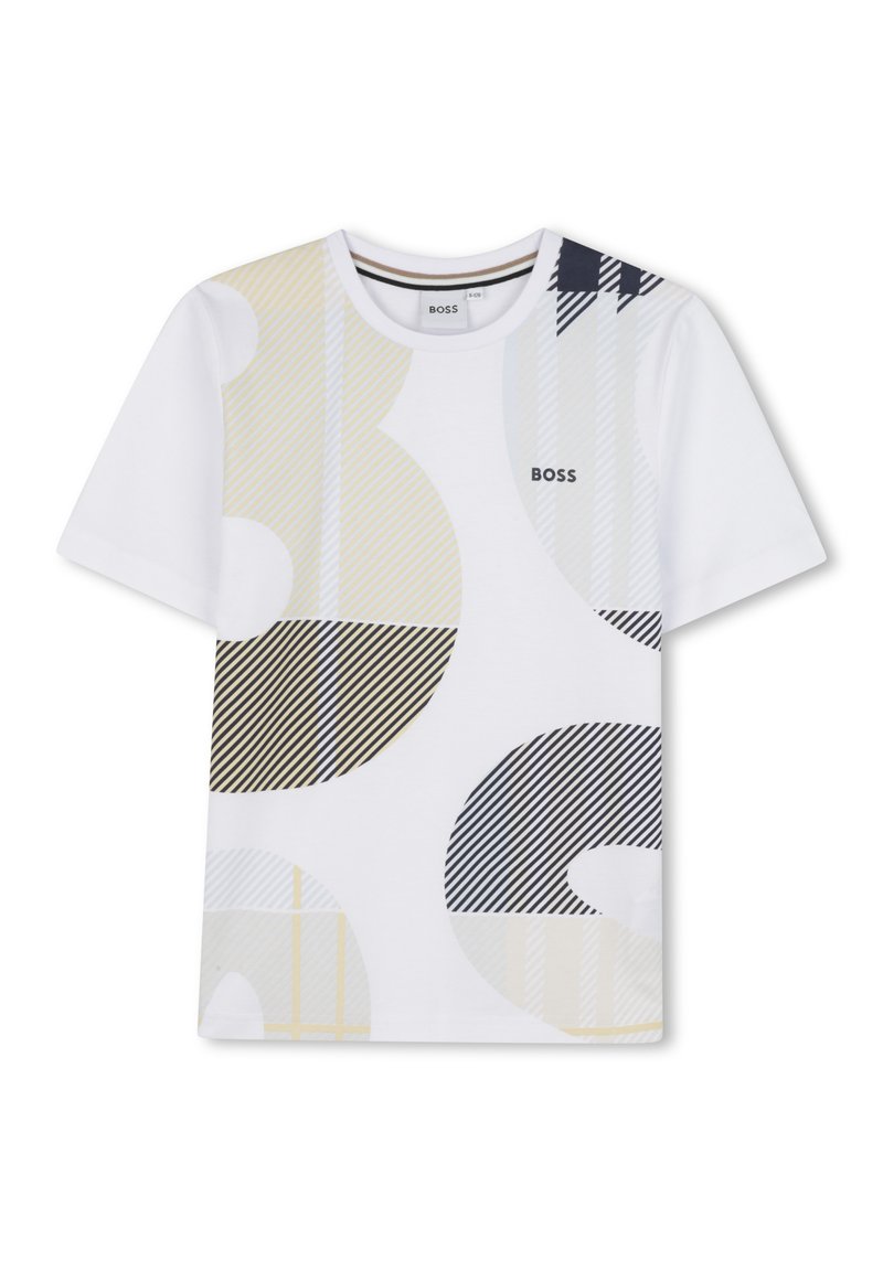Witte t-shirt met korte mouwen en geometrische patronen in beige, marineblauw en zwarte strepen. Heeft een ronde hals en het "BOSS" logo op de borst.
