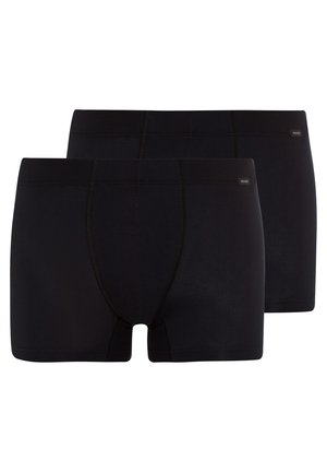 Czarne bokserki wykonane z miękkiego materiału, z wygodnym pasem i kontrastowym szwem. W zestawie dwie pary.