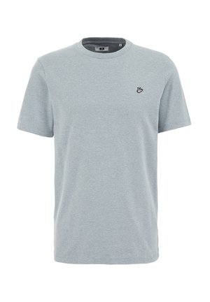 Helehallid puuvillane T-särk ümmarguse kaelusega, lühikeste varrukatega ja väikese kleebitava kujundusega vasakul rinnal.