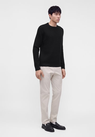 J.LINDEBERG HALLOW CREW NECK - Pullover - black