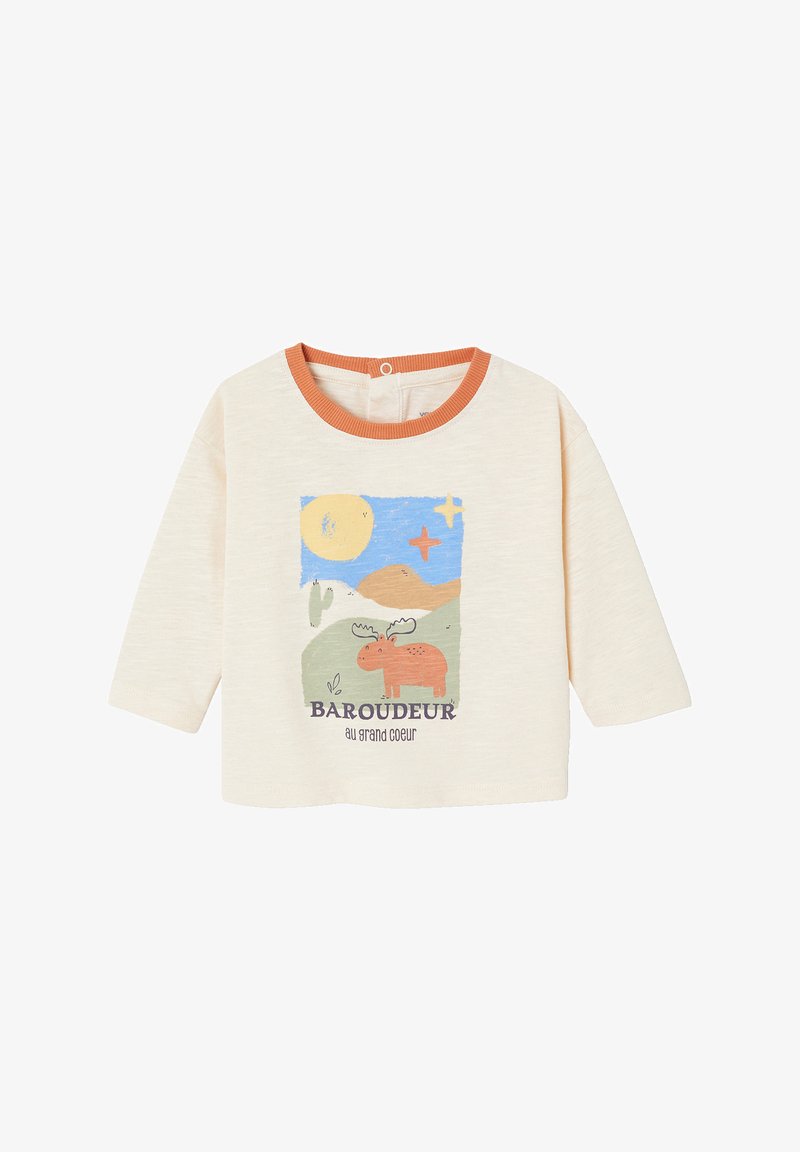 Cream long-sleeve baby shirt with orange collar and a colorful moose landscape design featuring sun, hills, and text "BAROUDEUR au grand coeur".