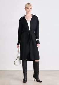BOSS DENJAMI - Marškininė suknelė - black