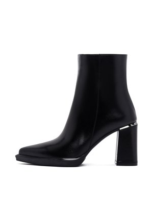 Botines con plataforma - black