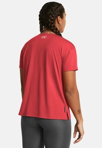 Under Armour VANISH ENERGY - Paprasti marškinėliai - red solstice