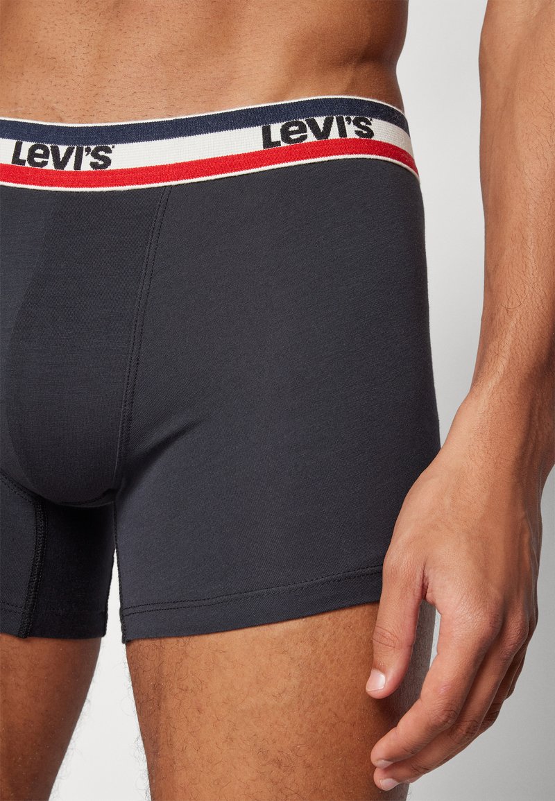 Levi's