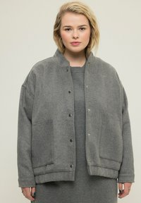 Studio Untold Giubbotto Bomber - dark gray-mottled