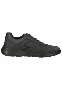 Scarpe da ginnastica nere realizzate in materiali lisci e testurizzati, con suola in gomma, design con lacci e accenti minimalisti.