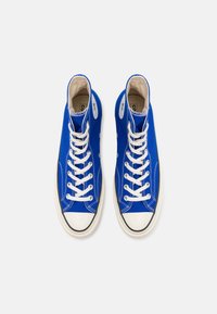 converse chuck 70 bleu marine ecossais