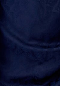 Thumbnail Image 6