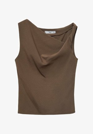 Top sans manches marron avec un décolleté drapé, fabriqué en tissu doux. Présente un design d'épaule asymétrique et un ourlet droit.