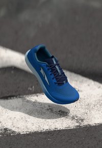 Non selezionato, blue fade